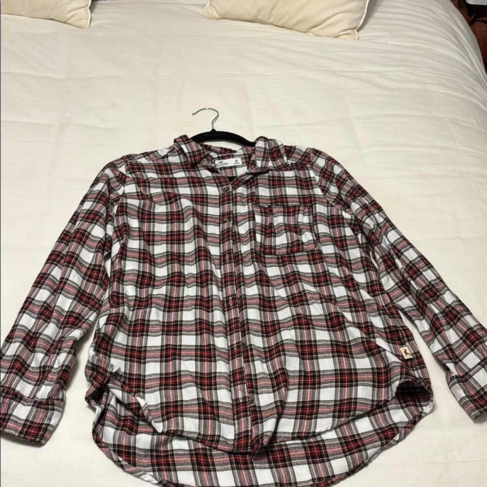 Hollister Red and Black Plaid Shirt